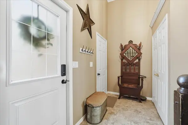 4 Harbourview CRES, Prince Edward County, ON K0K 3L0