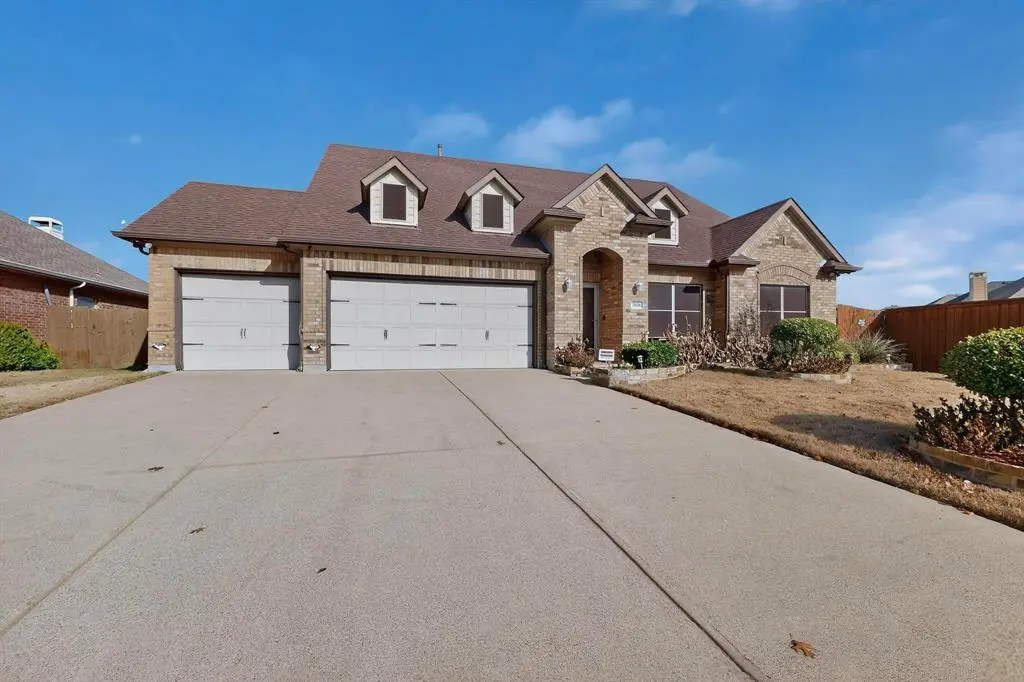 3020 Glenoaks Drive, Royse City, TX 75189