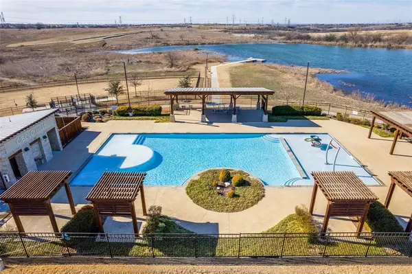 Fort Worth, TX 76179,10416 Lequoia Street