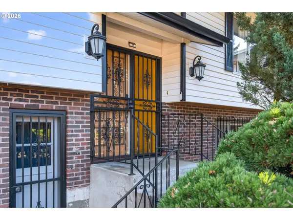 Portland, OR 97230,820 NE 168TH PL