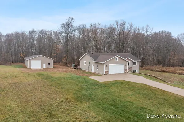 3905 Sunset VW, Leighton Twp, MI 49348