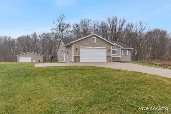 3905 Sunset VW, Leighton Twp, MI 49348