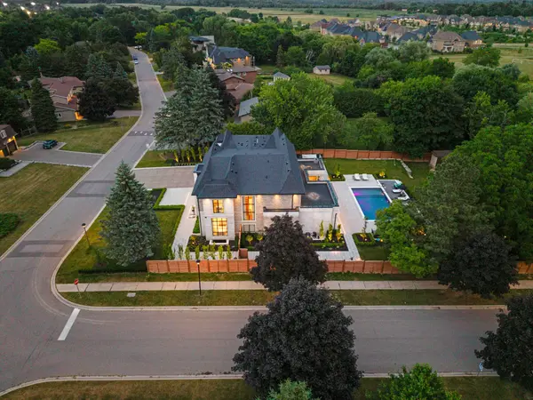 81 Ellis AVE, King, ON L0G 1N0