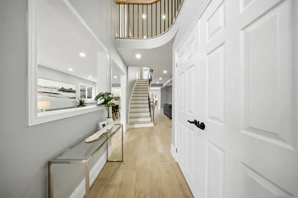 2216 Vista Oak RD, Oakville, ON L6M 3L7