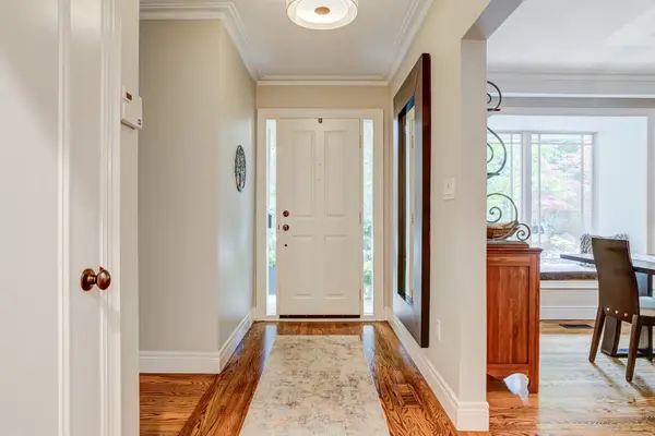 2047 Ardleigh RD, Oakville, ON L6J 1V6