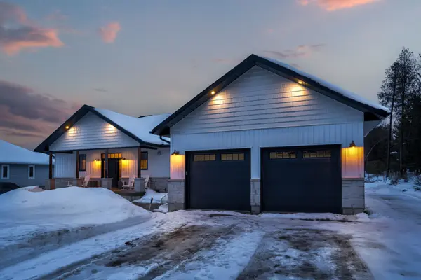 109 Grandore ST, Georgian Bluffs, ON N0H 2T0