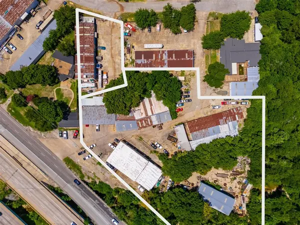 1211 Crestdell Drive, Duncanville, TX 75137