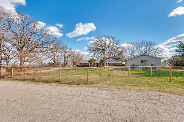515 Farr Altom Road, Combine, TX 75159