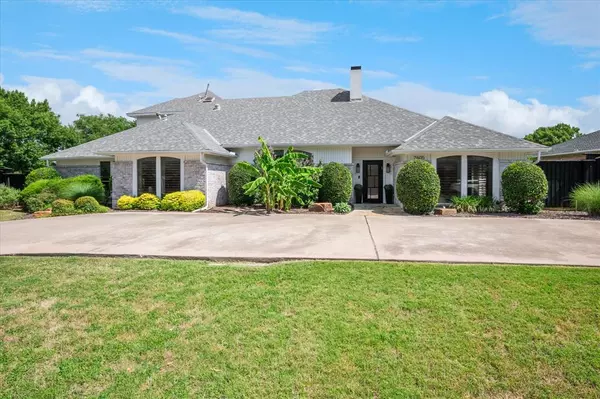 Dallas, TX 75248,7605 Queens Garden Drive