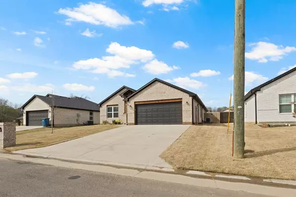 Mount Pleasant, TX 75455,103 St. James