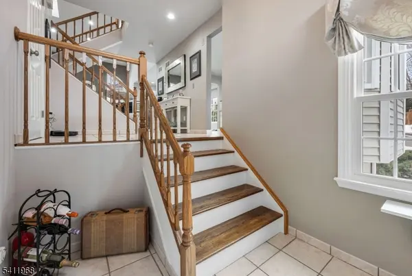 76 Ryan Ln, Lincoln Park Boro, NJ 07035