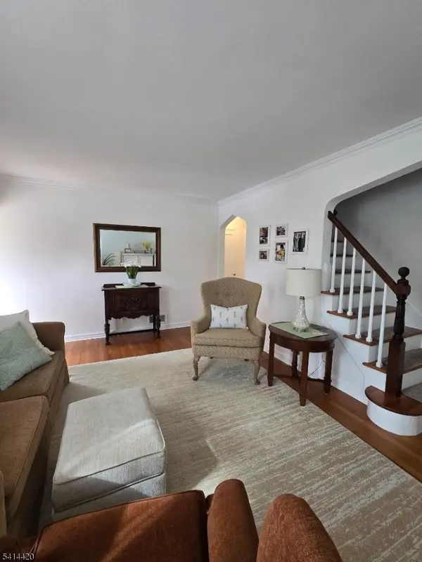 34-09 Southern Dr, Fair Lawn Boro, NJ 07410