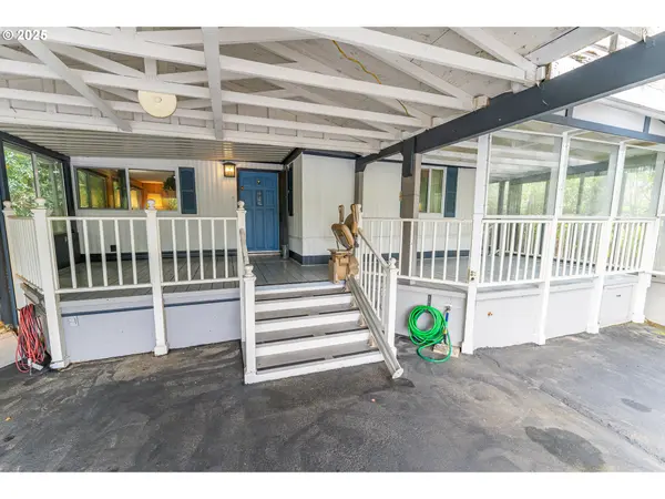 1600 RHODODENDRON DR #207, Florence, OR 97439