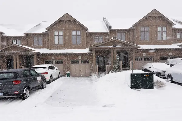 26 Winterton CT, Orangeville, ON L9W 7N5