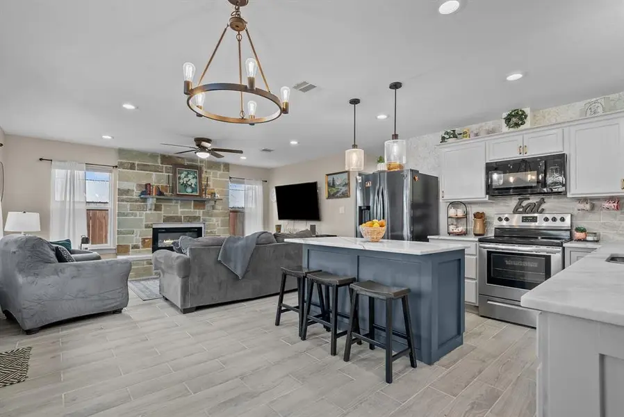 2504 Orion Way, Granbury, TX 76048