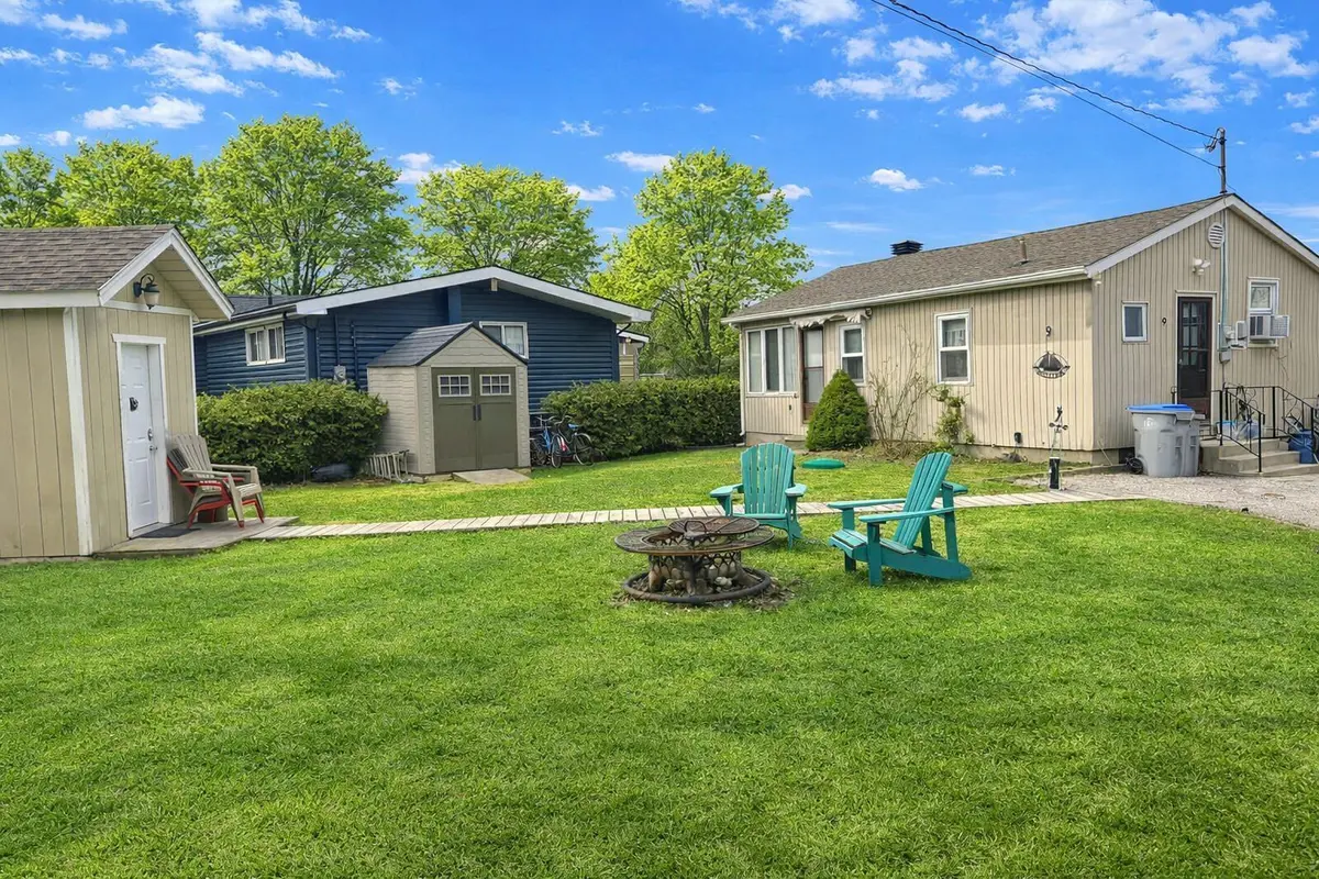 9 Ravine Park RD N, Central Huron, ON N7A 3X8