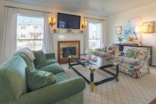 Dallas, TX 75220,4168 Brunswick Drive