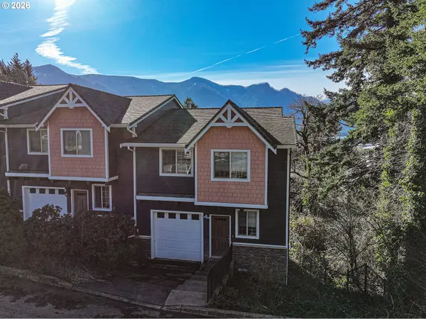 41 NW LASHER ST #C4, Stevenson, WA 98648