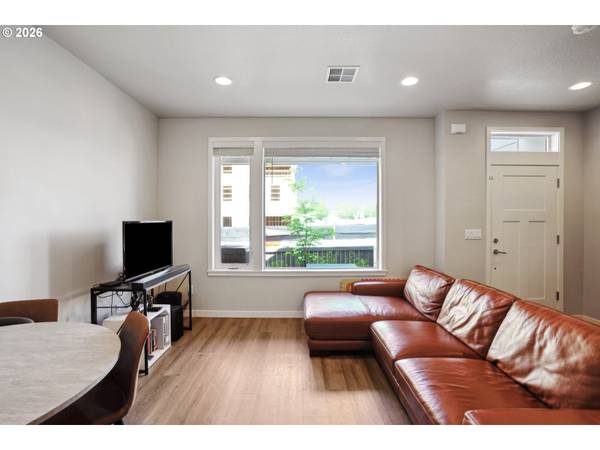 12045 SE 5TH ST, Vancouver, WA 98683