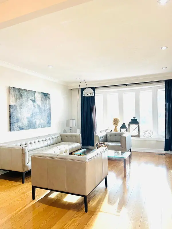 48 Arkona DR, Toronto E05, ON M1T 1X3