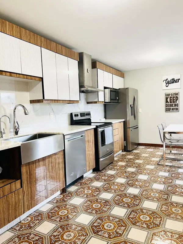 48 Arkona DR, Toronto E05, ON M1T 1X3