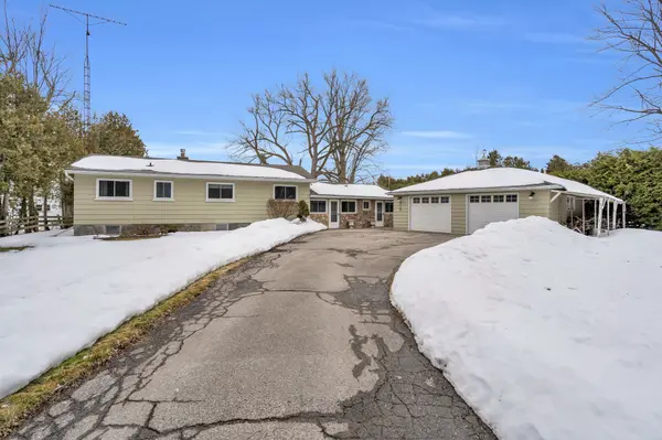 561 Duclos Point RD, Georgina, ON L0E 1N0