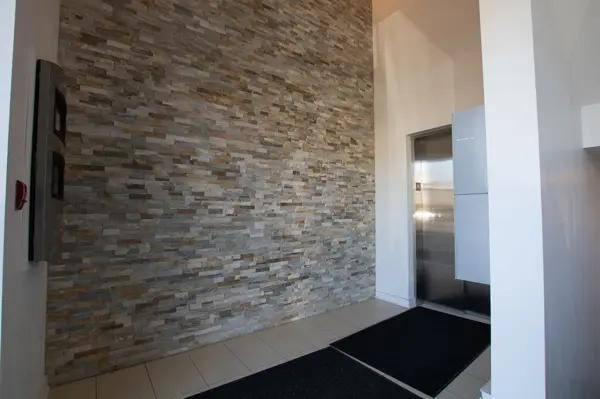 1308 Thames ST #101, Carlington - Central Park, ON K1Z 7N4