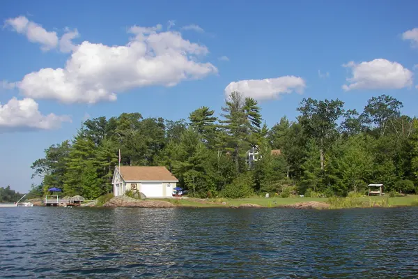 2 Island 880 N/A, Georgian Bay, ON L0K 1S0