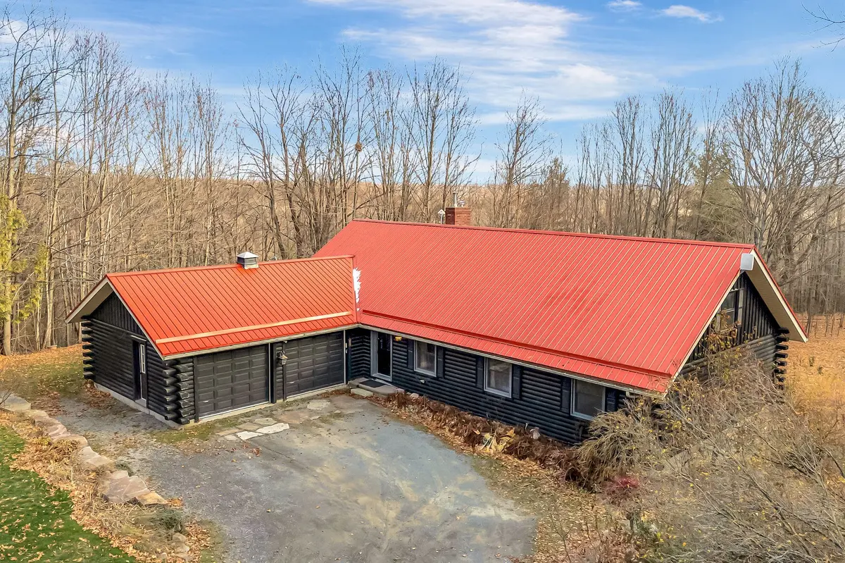 266 School House RD, Centre Hastings, ON K0K 3E0