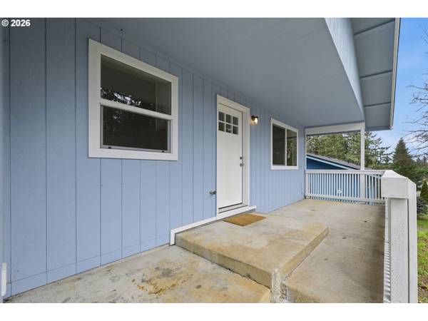 88002 10TH ST, Veneta, OR 97487