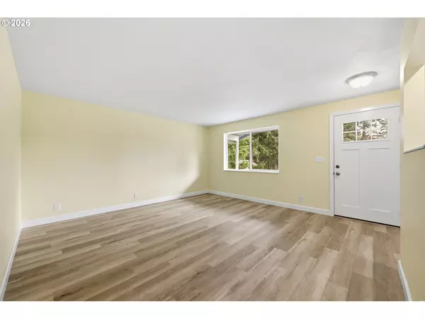 Veneta, OR 97487,88002 10TH ST