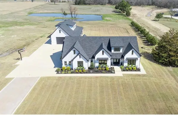 6724 Clearwater Ranch Road, Wills Point, TX 75169