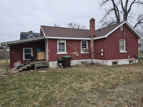 214 E Walnut ST, Albion City, MI 49224