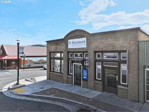 Maupin, OR 97037,501 DESCHUTES AVE