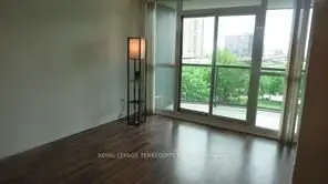 25 Lower Simcoe ST #812, Toronto C01, ON M5J 3A1