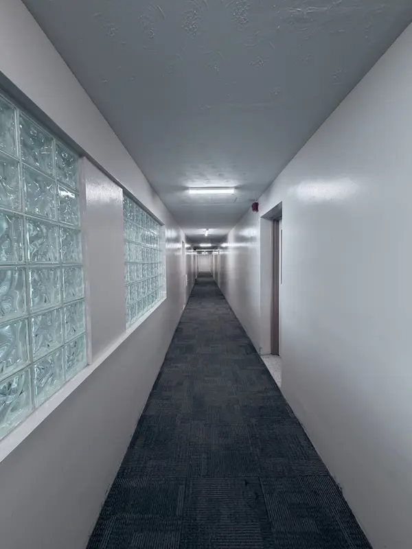 330 Gibb ST #201, Oshawa, ON L1J 1Z2