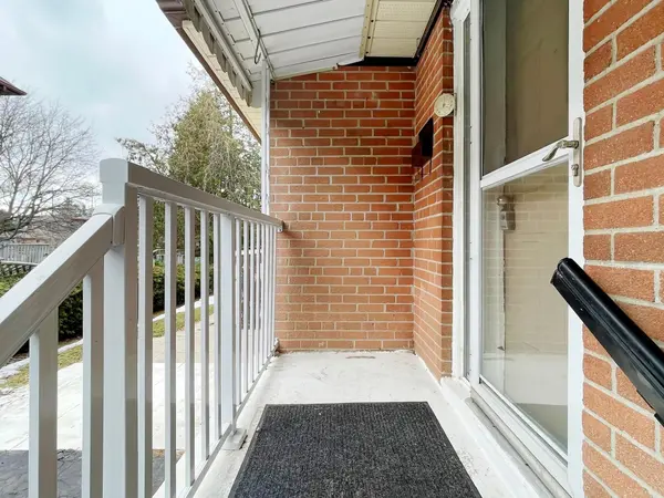 186 Norfolk AVE, Richmond Hill, ON L4C 2C8