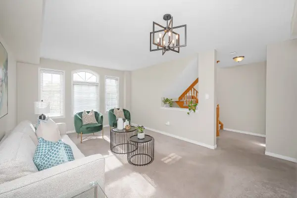 107 Bernard AVE, Brampton, ON L6Y 5S9