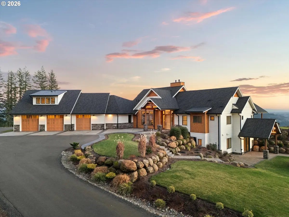 16725 NE MOUNTAIN HOME RD, Sherwood, OR 97140