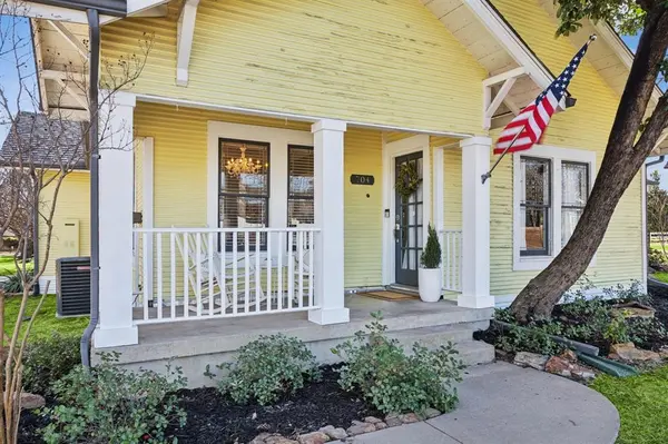 704 Williams Street, Rockwall, TX 75087