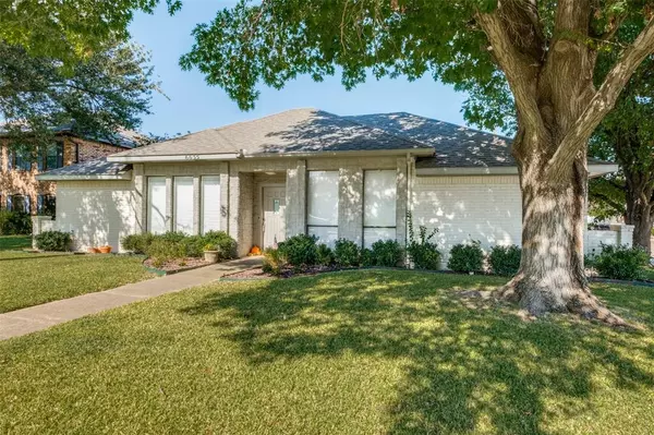 Dallas, TX 75248,6635 Fireflame Drive