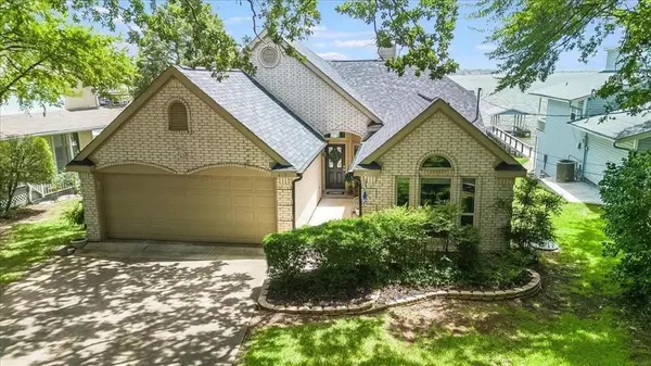 219 Admiral Drive, Gun Barrel City, TX 75156