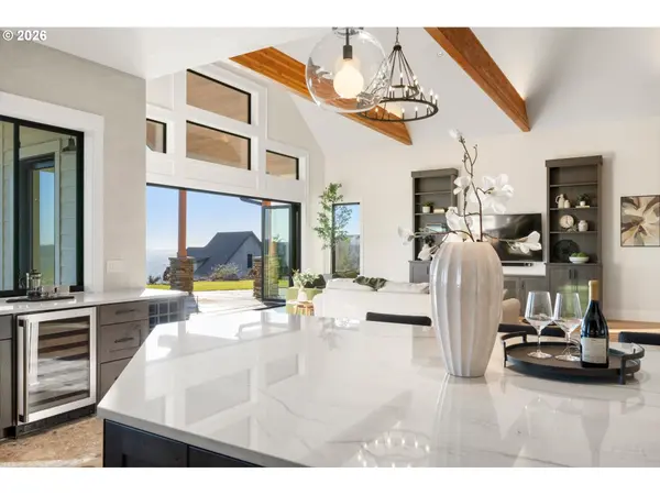 16725 NE MOUNTAIN HOME RD, Sherwood, OR 97140