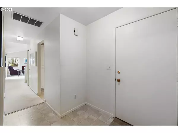 Beaverton, OR 97006,17666 NW ROLLING HILL LN