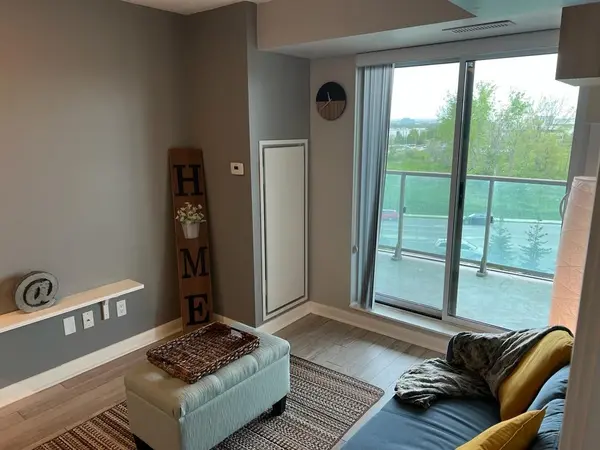 75 Norman Bethune AVE #520, Richmond Hill, ON L4B 0B6