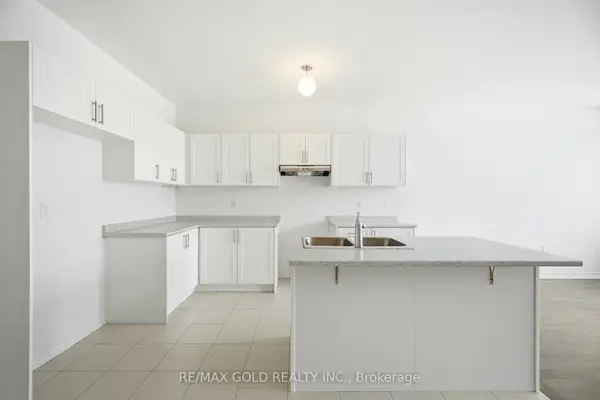 251 Wilcox DR, Clearview, ON L0M 1S0