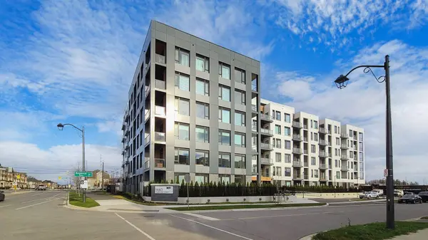 1440 Clarriage CT W #101, Milton, ON L9E 1B3