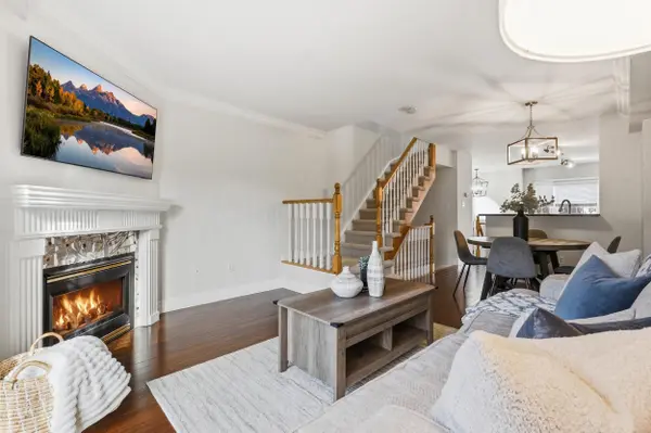 3480 Upper Middle RD #56, Burlington, ON L7M 4R7