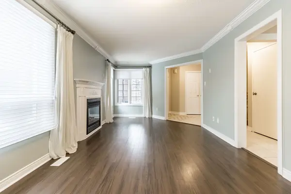 32 Pavin CRES, Caledon, ON L7E 1W9