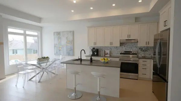 8 Twelve Trees CT, Prince Edward County, ON K0K 3L0